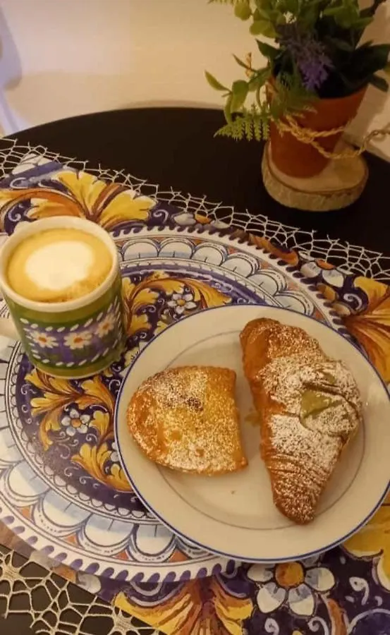 Frühstückspension La Corte Di Angelica Sciacca Italien