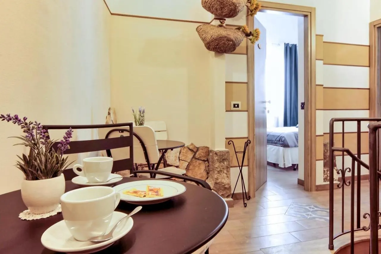La Corte Di Angelica Sciacca 0*,  Italien